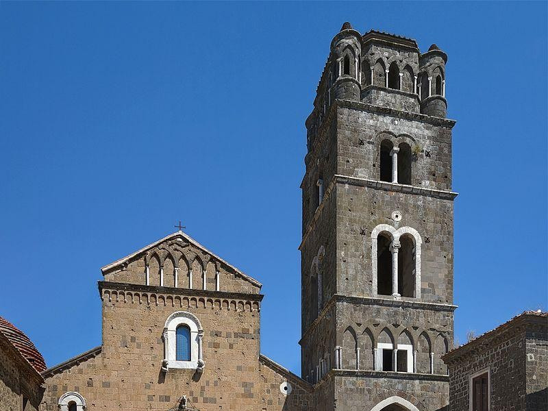 Immagine descrittiva - https://commons.wikimedia.org/wiki/User:Velvet