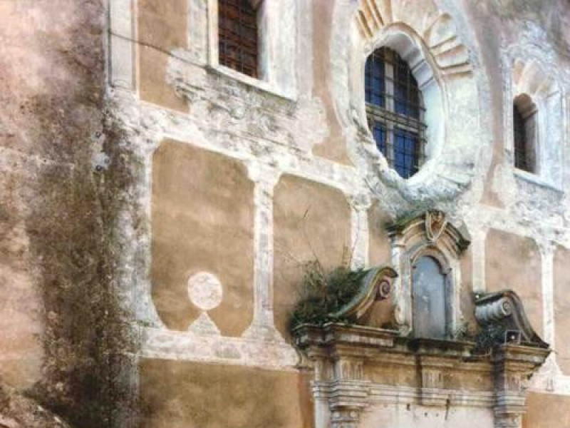 Immagine descrittiva - http://www.archiviostoricocrotone.it/sito/wp-content/uploads/2015/03/Foto-2-Crotone.-Monastero-delle-Clarisse.jpg Immagine descrittiva - http://www.archiviostoricocrotone.it/sito/wp-content/uploads/2015/03/Foto-2-Crotone.-Monastero-delle-Clarisse.jpg