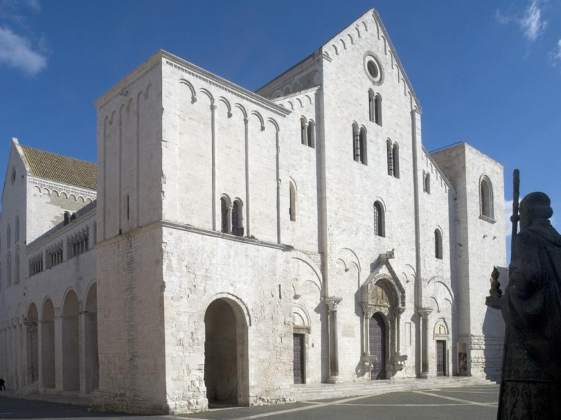 Immagine descrittiva - http://www.hotelcristalbari.it/wp-content/uploads/2013/09/8b80040a6b14992409e94fe09b76e67b_orig.jpg Immagine descrittiva - http://www.hotelcristalbari.it/wp-content/uploads/2013/09/8b80040a6b14992409e94fe09b76e67b_orig.jpg