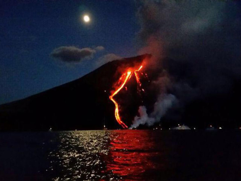 Immagine descrittiva - http://www.rosadeiventiweb.com/images/escursioni/scalata.jpg Immagine descrittiva - http://www.rosadeiventiweb.com/images/escursioni/scalata.jpg