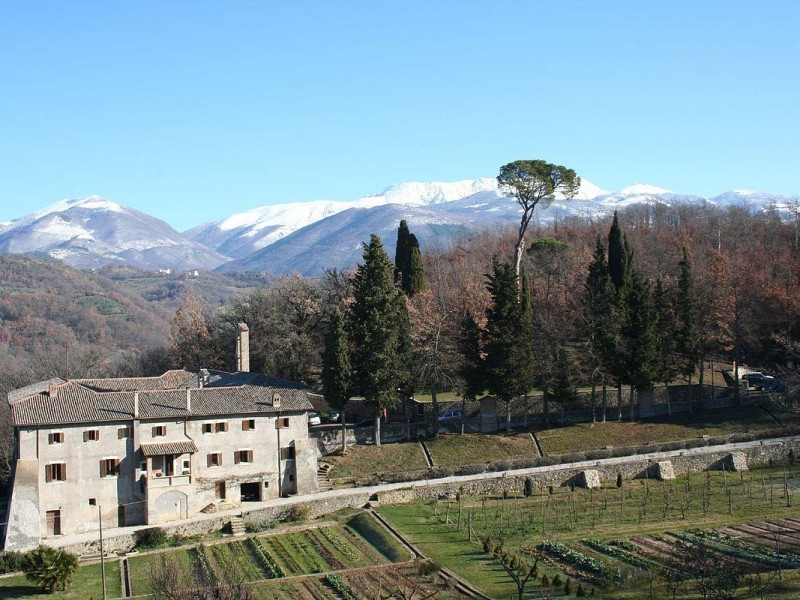 Immagine descrittiva - Di Alessandro from Rieti, Italy - IMG_3155, CC BY 2.0, https://commons.wikimedia.org/w/index.php?curid=44185996 Immagine descrittiva - Di Alessandro from Rieti, Italy - IMG_3155, CC BY 2.0, https://commons.wikimedia.org/w/index.php?curid=44185996