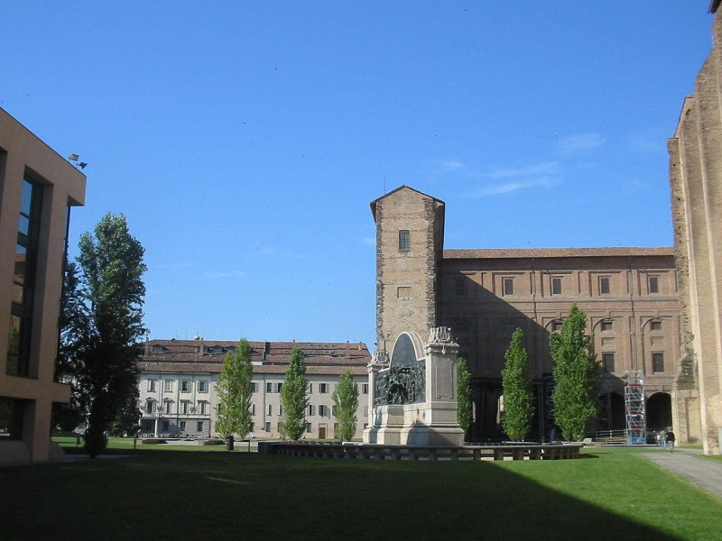 Cortile Cortile