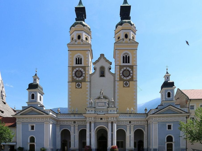 Immagine descrittiva - Di Oliver Abels - Opera propria, CC BY-SA 4.0, https://commons.wikimedia.org/w/index.php?curid=42913154 Immagine descrittiva - Di Oliver Abels - Opera propria, CC BY-SA 4.0, https://commons.wikimedia.org/w/index.php?curid=42913154