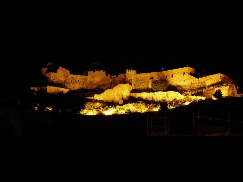 Immagine descrittiva - Di Fortress_of_Salerno.jpg: Gyorgy Kovacsderivative work: Giaros (talk) - Fortress_of_Salerno.jpg, CC BY 2.0, https://commons.wikimedia.org/w/index.php?curid=10115083 Immagine descrittiva - Di Fortress_of_Salerno.jpg: Gyorgy Kovacsderivative work: Giaros (talk) - Fortress_of_Salerno.jpg, CC BY 2.0, https://commons.wikimedia.org/w/index.php?curid=10115083