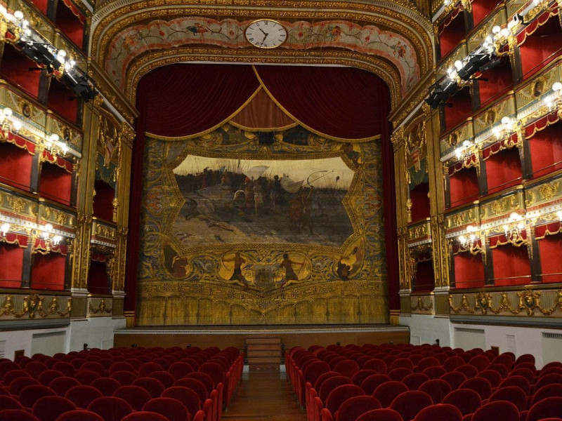 Immagine descrittiva - Di Jack45 - Opera propria, CC BY 3.0, https://commons.wikimedia.org/w/index.php?curid=45482901 Immagine descrittiva - Di Jack45 - Opera propria, CC BY 3.0, https://commons.wikimedia.org/w/index.php?curid=45482901