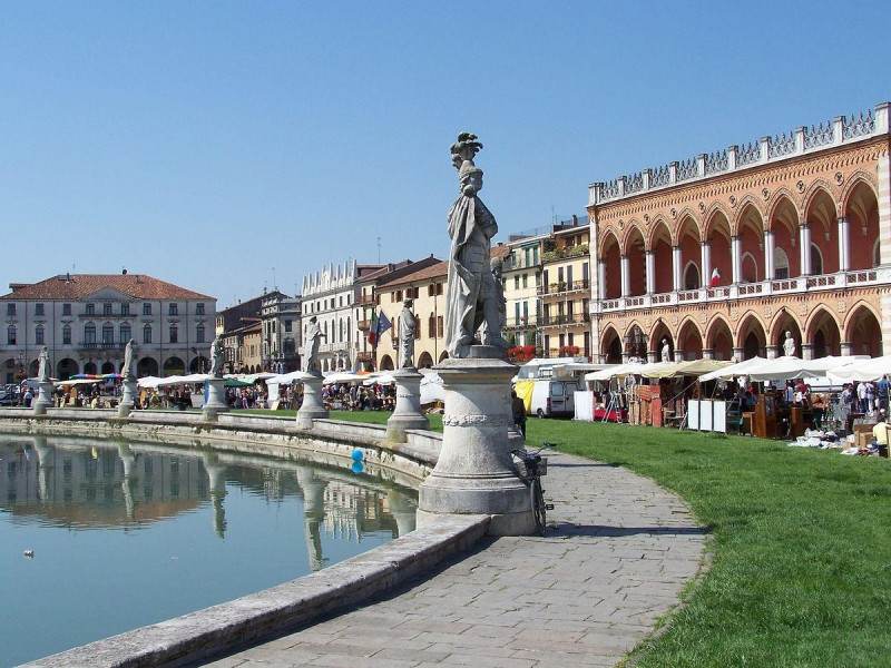 Immagine descrittiva - Di Woudloper - Opera propria, Pubblico dominio, https://commons.wikimedia.org/w/index.php?curid=2682456 Immagine descrittiva - Di Woudloper - Opera propria, Pubblico dominio, https://commons.wikimedia.org/w/index.php?curid=2682456