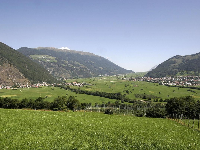 Immagine descrittiva - Di I, Kuebi, CC BY-SA 3.0, https://commons.wikimedia.org/w/index.php?curid=2487705 Immagine descrittiva - Di I, Kuebi, CC BY-SA 3.0, https://commons.wikimedia.org/w/index.php?curid=2487705