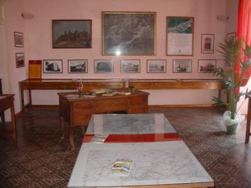 Immagine descrittiva - Immagine descrittiva -