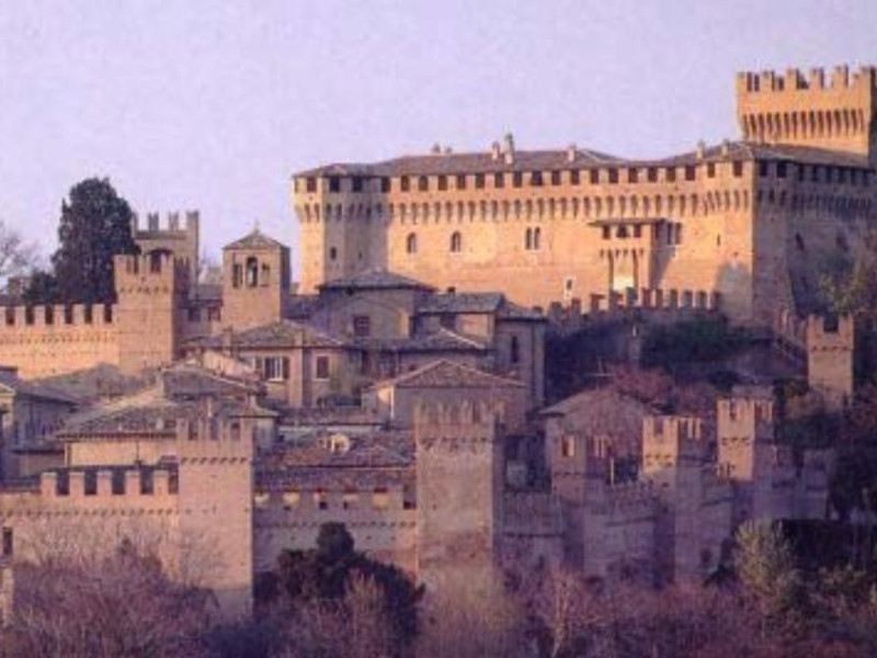 Immagine descrittiva - Immagine descrittiva -