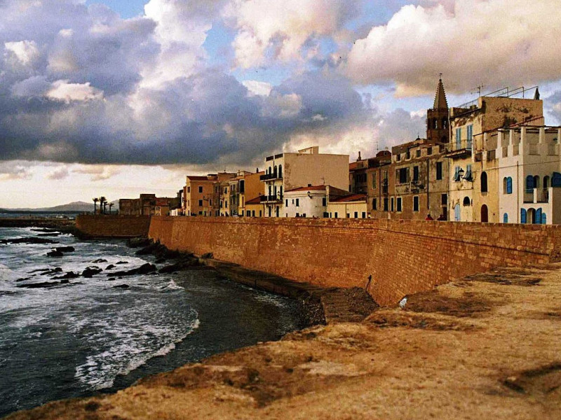 Immagine descrittiva - Immagine descrittiva -