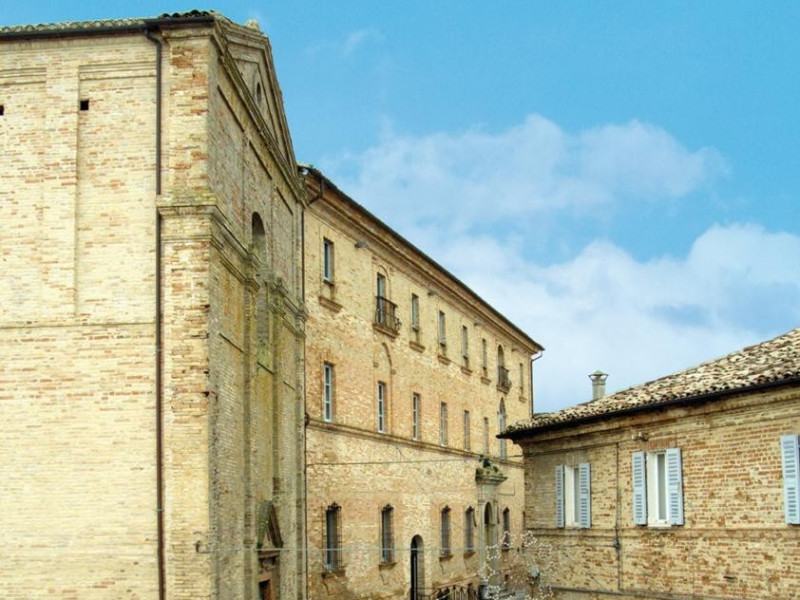 Immagine descrittiva - Immagine descrittiva -