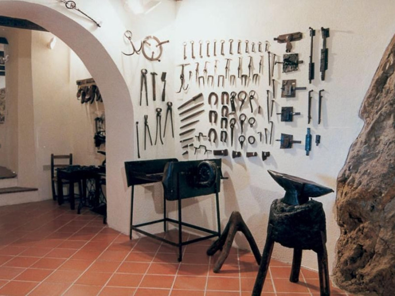 Immagine descrittiva - Immagine descrittiva -