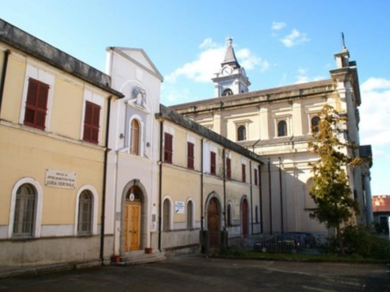 Immagine descrittiva - Immagine descrittiva -