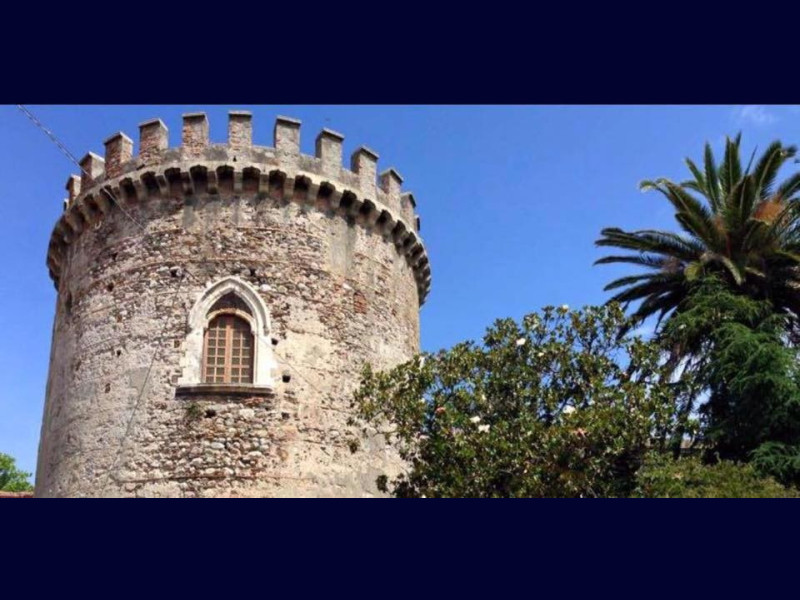 Immagine descrittiva - Immagine descrittiva -