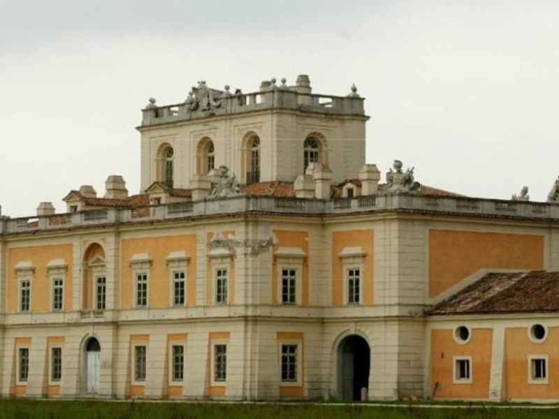 Immagine descrittiva - Immagine descrittiva -