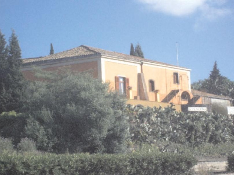Immagine descrittiva - Immagine descrittiva -