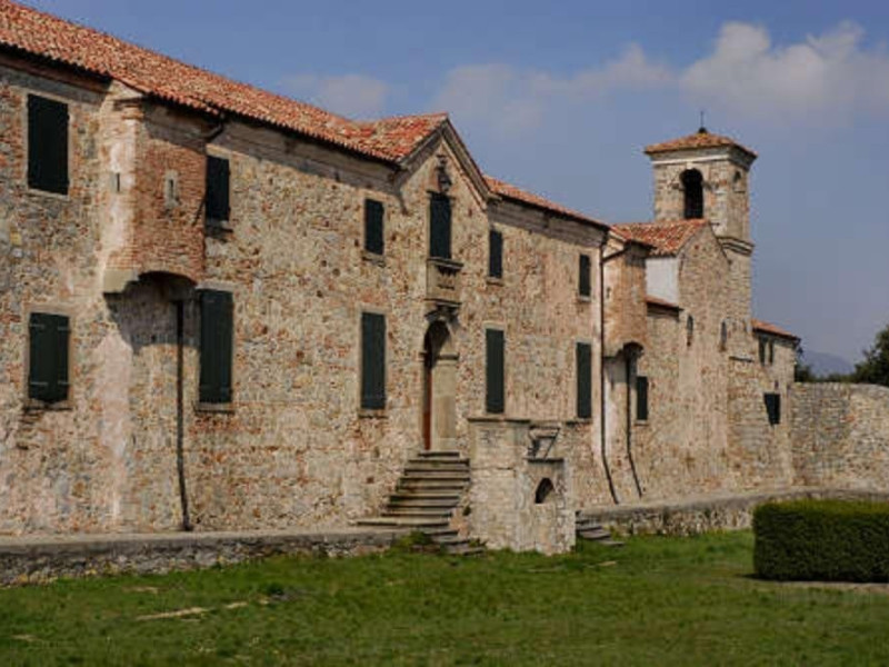 Immagine descrittiva - Immagine descrittiva -