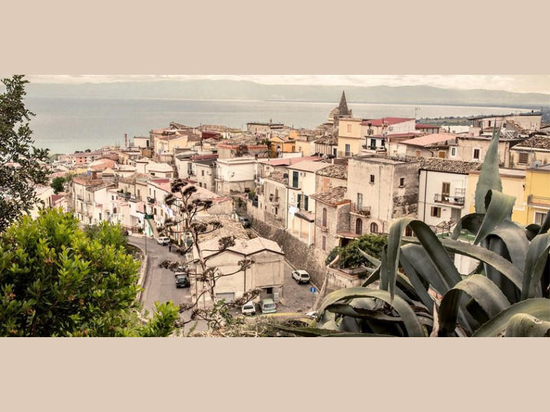Immagine descrittiva - Immagine descrittiva -