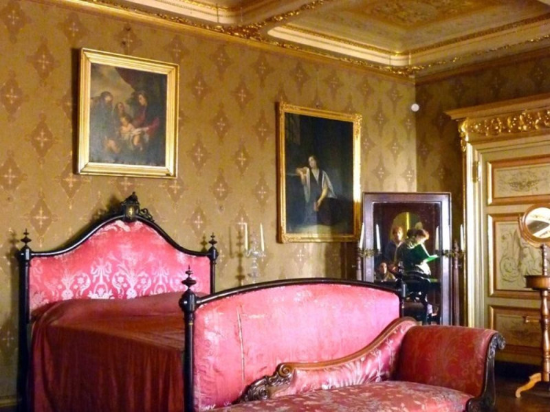 APPARTAMENTI REALI DEL CASTELLO DELLA MANDRIA