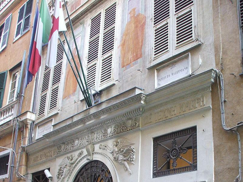 Immagine descrittiva - https://commons.wikimedia.org/wiki/User:LukeHunter Immagine descrittiva - https://commons.wikimedia.org/wiki/User:LukeHunter