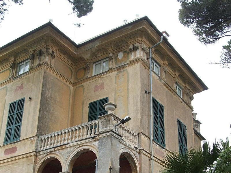 Immagine descrittiva - https://commons.wikimedia.org/wiki/User:Twice25 Immagine descrittiva - https://commons.wikimedia.org/wiki/User:Twice25